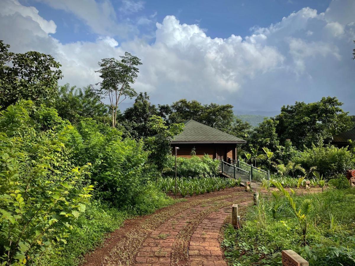 The Postcard Hideaway, Netravali Wildlife Sanctuary, Goa Hotell Vichondrem Exteriör bild